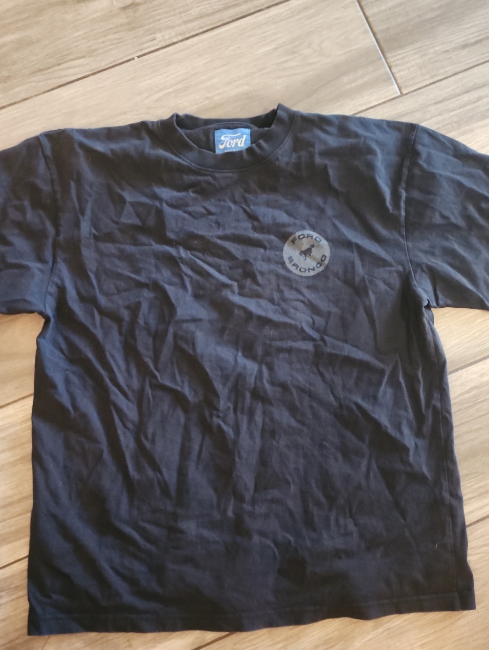 Ford/Pacsun Black Short-Sleeve Crewneck T-Shirt with Subtle Chest Emblem